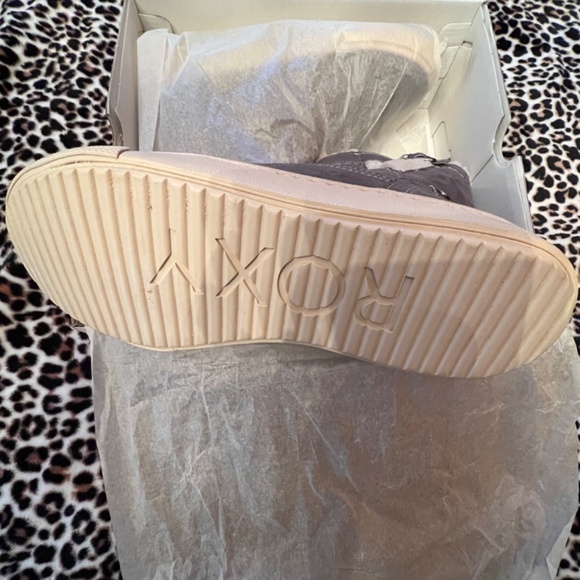 ROXY Boots - Picture 4 of 4